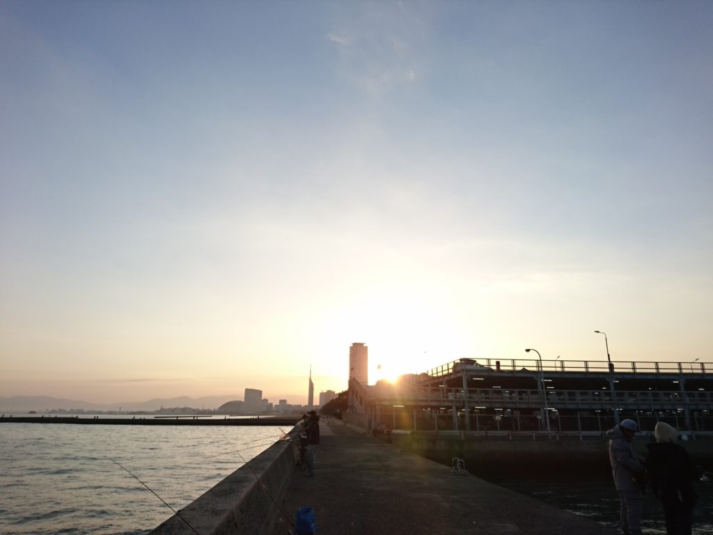 姪浜漁港